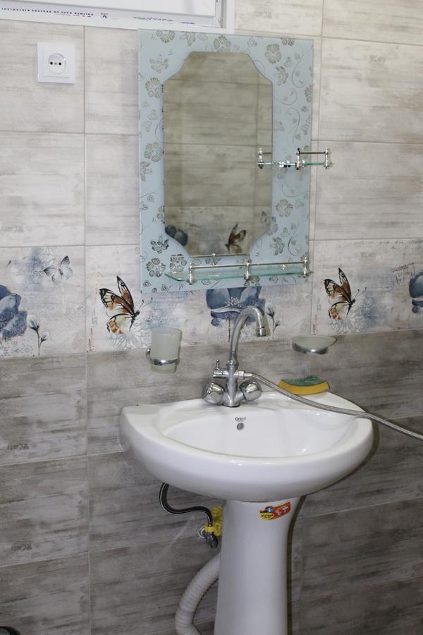 Mariko Hotel Borjomi Luaran gambar