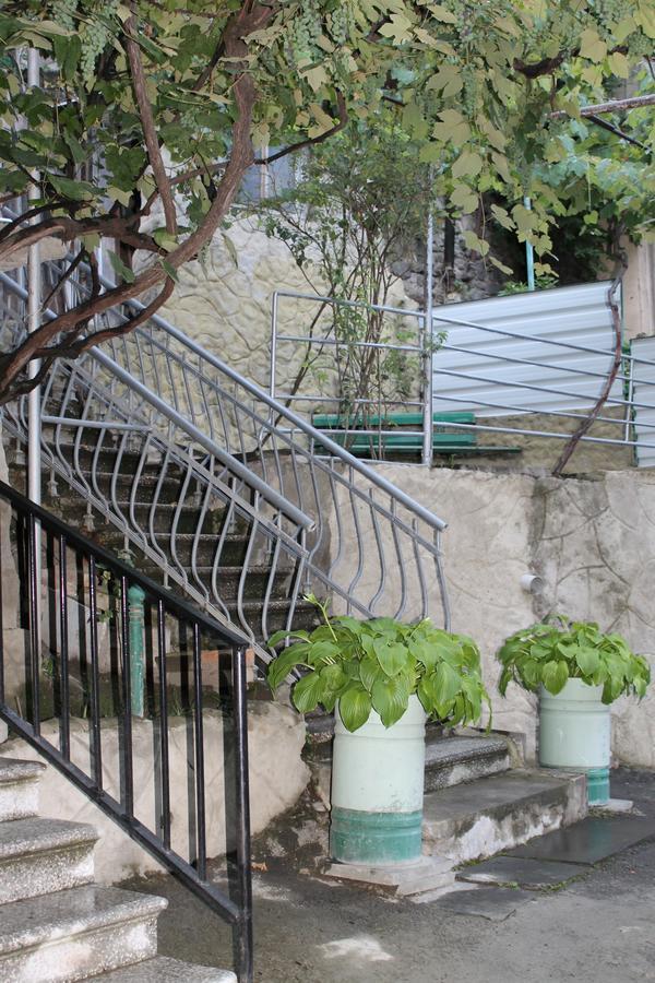 Mariko Hotel Borjomi Luaran gambar