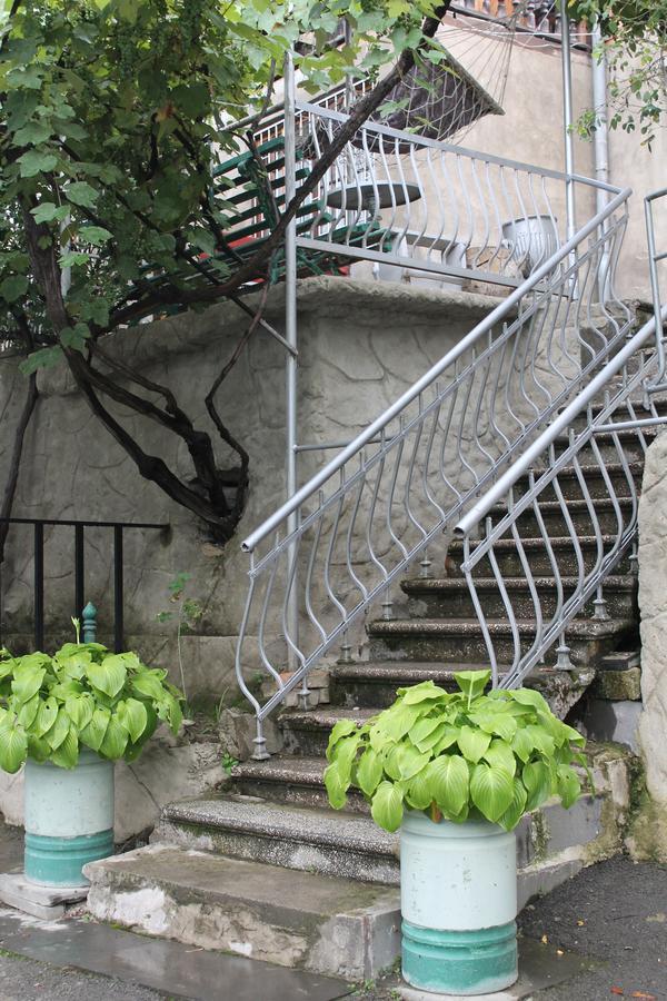 Mariko Hotel Borjomi Luaran gambar